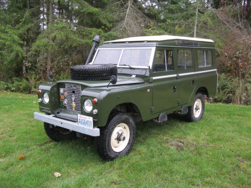 1971 land rover defender safari station