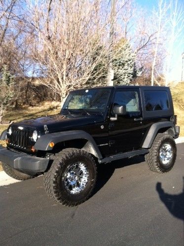 2008 jeep wrangler x sport utility 2-door 3.8l hard top big tires matching fifth