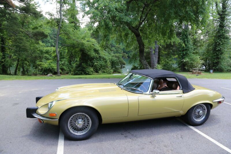 1974 jaguar e-type roadster