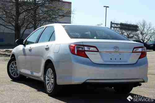 2012 TOYOTA CAMRY LE AUTOMATIC BLUETOOTH USB BLUETOOTH AUDIO WARRANTY ONE OWNER, image 2