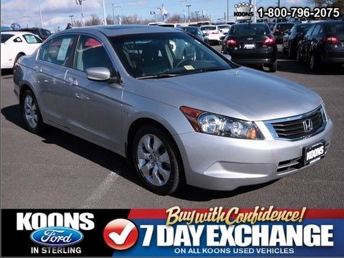 Non-smoker~local trade~low miles~excellent condition~moonroof~clean carfax!