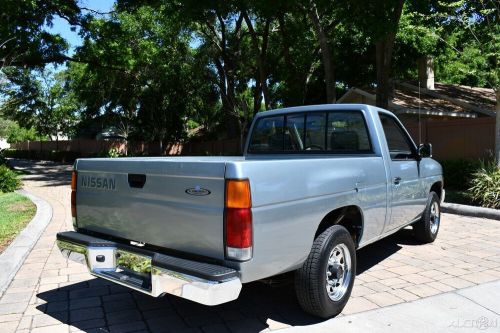 1993 nissan pickup 2.4l i4 one owner 51k miles a/c ps pb