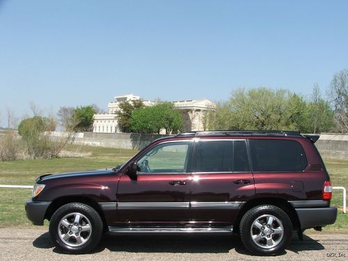 06 land cruiser 4x4 lthr nav tv 3rd row roof alloys as clean as they come