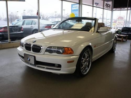 2000 bmw 323 ci white convertible,excellent condition