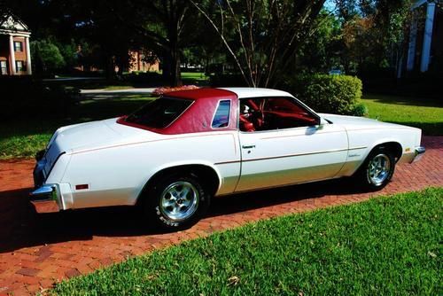 '77 olds "cutlass supreme" 2dr. ht!  "like new" with only 20,799 actual miles!