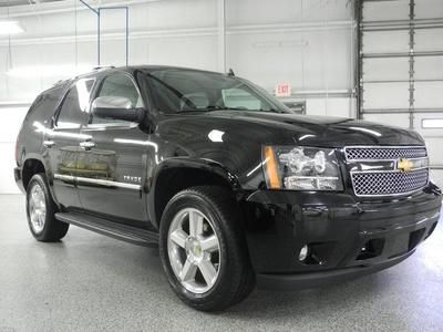 Black chevy tahoe ltz 4x4, navigation, sunroof, rear dvd, bucket seats, &amp; 20's