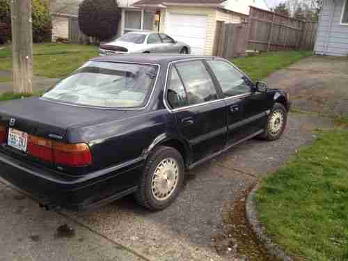 1991 Honda Accord EX Sedan 4-Door 2.2L, image 2