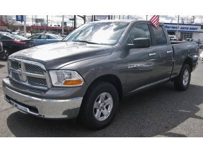 Gray 4wd 1 one owner ipod usb low miles finance wheels automatic v8 satellite