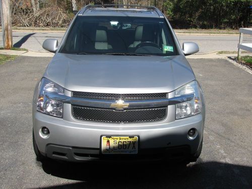 Very clean 2007 chevrolet equinox, lt awd. loaded, nav