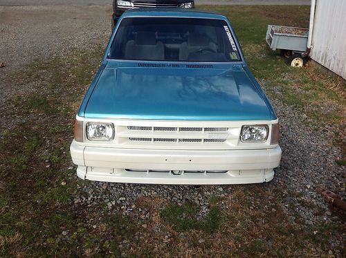 1986 mazda b2000 base standard cab pickup 2-door 2.0l