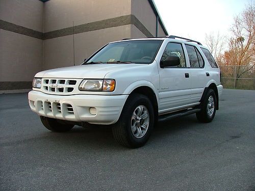 2001 isuzu rodeo ls   ****needs repair****  no reserve