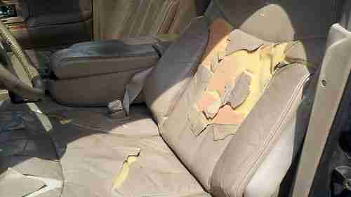 1993 LINCOLN TOWNCAR 223,223 MILES KEY BROKE IN IGNITION WON'T START, image 5