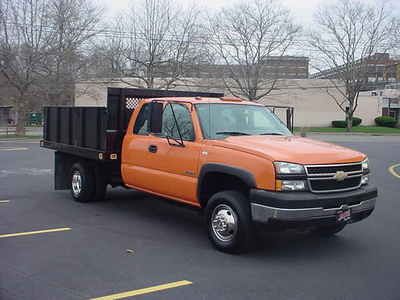 4 DR EXTENDED CAB / STAKE BODY / DUALLY / 51K MILES / 6 NEW TIRES, US $21,500.00, image 4