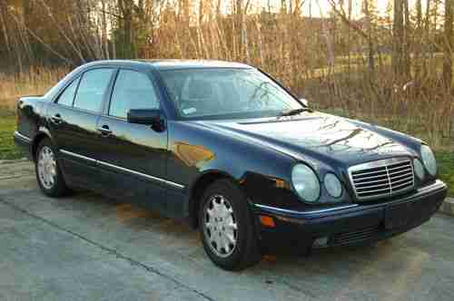 Mercedes 300TD Turbo Diesel LOADED, ONE OWNER LEATHER, HWY MILES, US $8,500.00, image 2