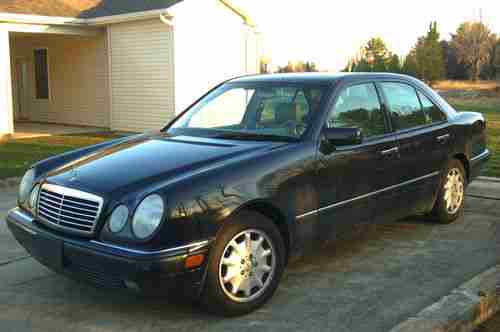 Mercedes 300TD Turbo Diesel LOADED, ONE OWNER LEATHER, HWY MILES, US $8,500.00, image 3