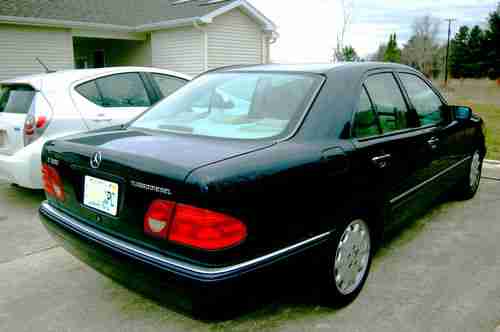 Mercedes 300TD Turbo Diesel LOADED, ONE OWNER LEATHER, HWY MILES, US $8,500.00, image 4