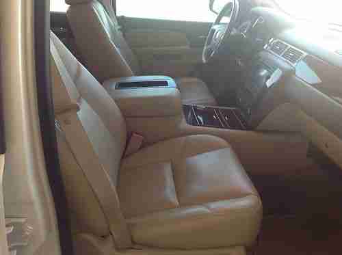 2010 Chevrolet Suburban LTZ 75th Anniversary Diamond Edition, 1 Owner, 28K, US $40,500.00, image 8