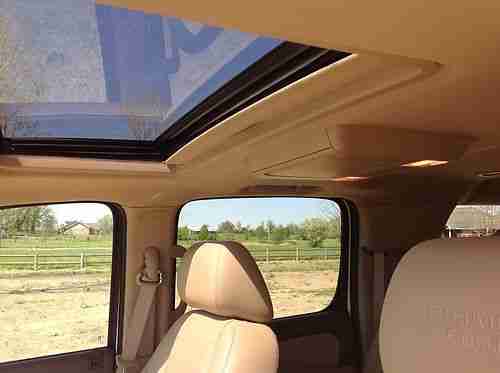 2010 Chevrolet Suburban LTZ 75th Anniversary Diamond Edition, 1 Owner, 28K, US $40,500.00, image 11