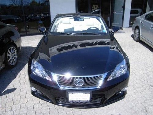 2010 lexus is 250c base