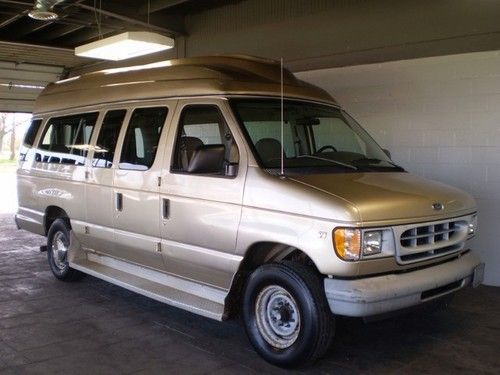 1999 ford e350 ext van. wheel chair lift. high top. 5.4l v8. 120k