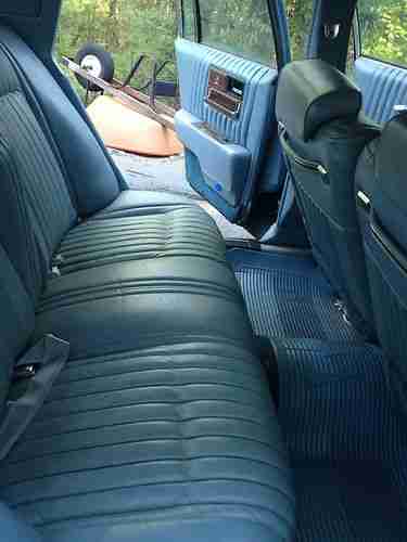 1976 Cadillac Seville Base Sedan 4-Door 5.7L, image 10