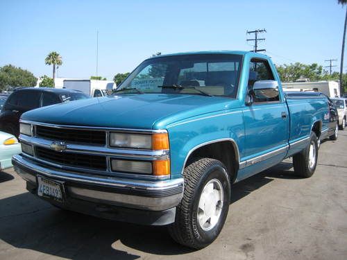 1994 chevrolet k1500 base standard cab pickup 2-door 5.0l, no reserve