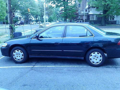 1999 honda accord lx 4 doors