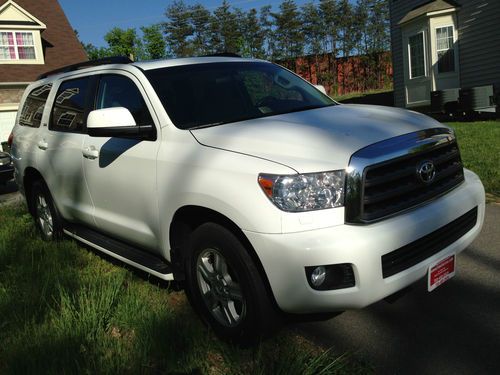 2010 toyota sequoia sr5 sport utility 4-door 5.7l