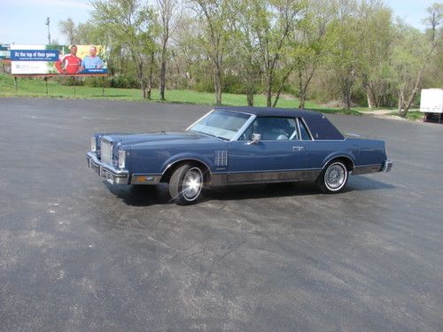 1983 lincoln continental