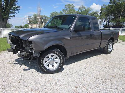 2011 ford ranger "xlt supercab 4-dr". 1-owner. "like new" low miles 4.0l. loaded