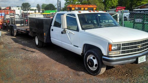 1993 chevy 3500 4door with tool body