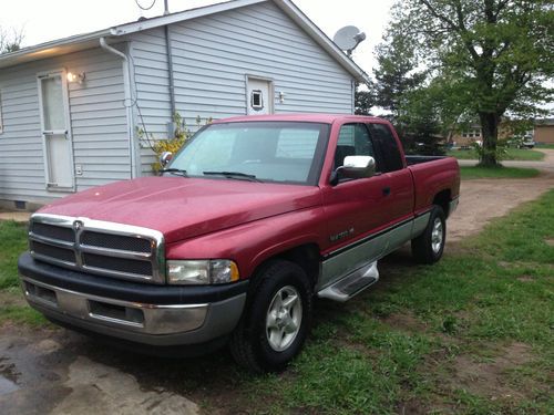 97 dodge ram 1500 extended cab 5.9l auto pw/pl towing