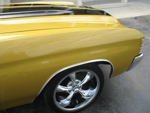 1971 Chevrolet Chevelle SS Placer gold 355 wheel disc brakes Recent Restoration, image 2