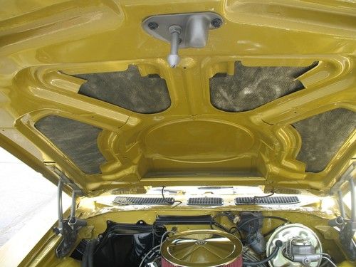 1971 Chevrolet Chevelle SS Placer gold 355 wheel disc brakes Recent Restoration, image 8