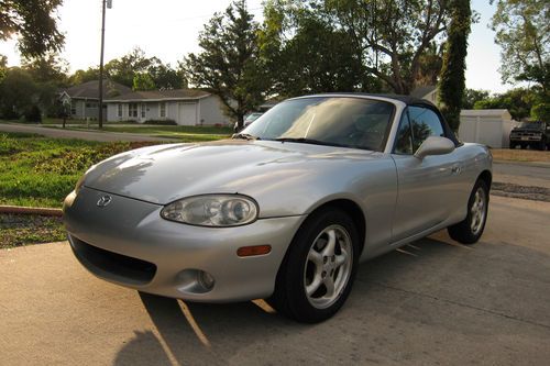 2001 mazda miata base convertible 2-door 1.8l