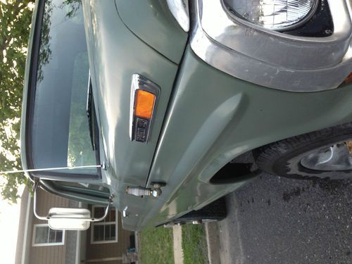 1971 Vintage Ford F-250 4X4 from the west coast. Runs And Drives, image 9