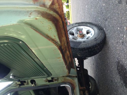 1971 Vintage Ford F-250 4X4 from the west coast. Runs And Drives, image 16