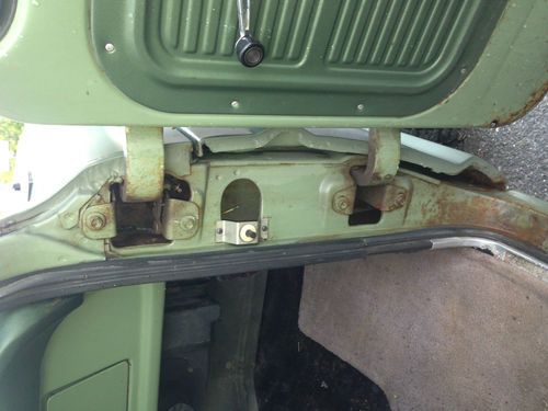 1971 Vintage Ford F-250 4X4 from the west coast. Runs And Drives, image 20