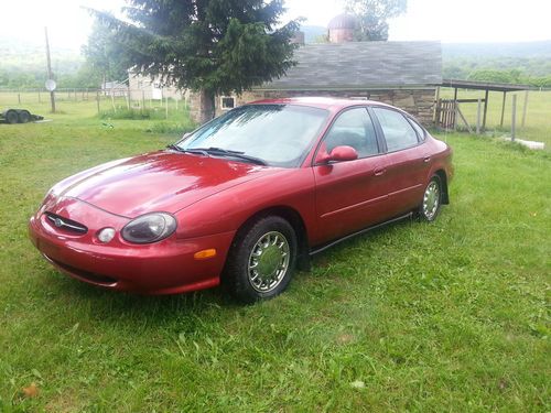 1999 ford taurus se sedan 4-door 3.0l (red) (burgundy) no reserve!!! low miles!