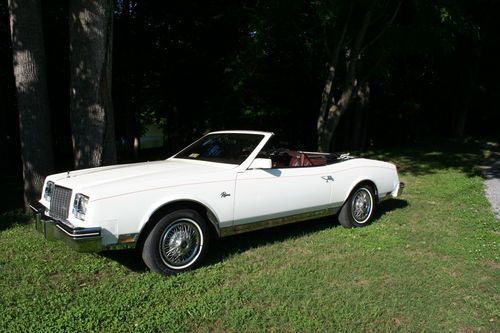 1983 buick riviera base convertible 2-door 5.0l