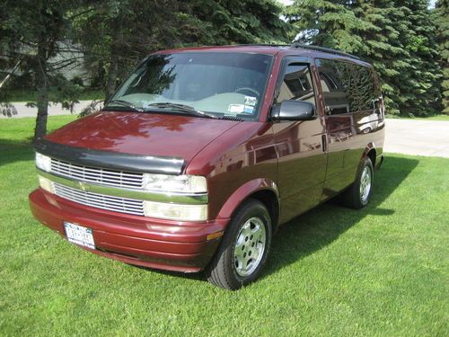 2004 awd chevrolet astro van