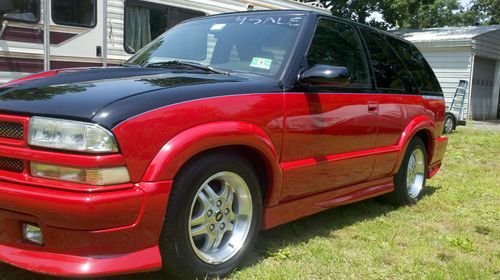 2003 blazer xtreme. two tone paint. low miles