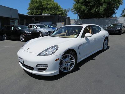 2011 porsche panamera