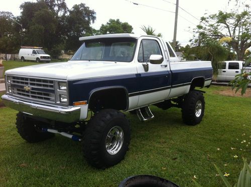 Chevy / gmc 4x4 truck