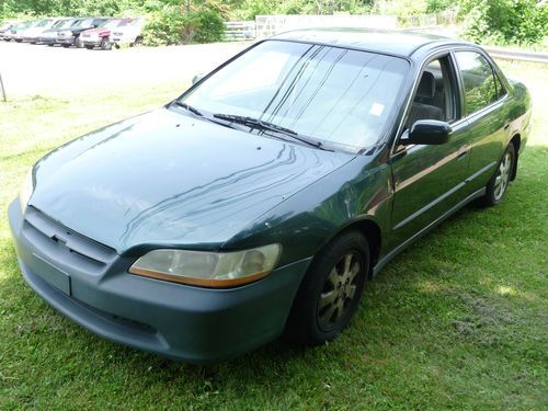 1998 Honda Accord LX Sedan 4-Door 2.3L, image 3