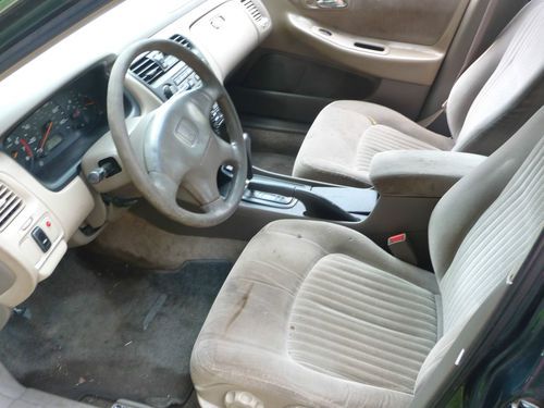 1998 Honda Accord LX Sedan 4-Door 2.3L, image 7