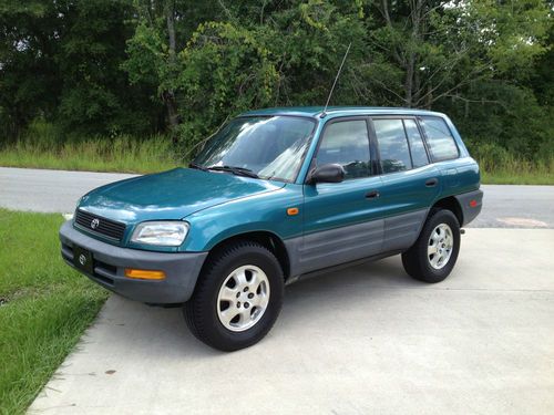 1996 toyota rav4 2wd, low, low miles