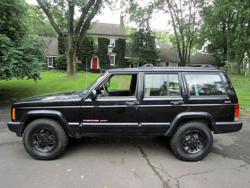 2000 jeep cherokee sport with no reserve
