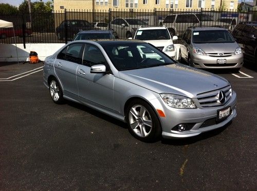 2010 mercedes-benz c300 base sedan 4-door 3.0l