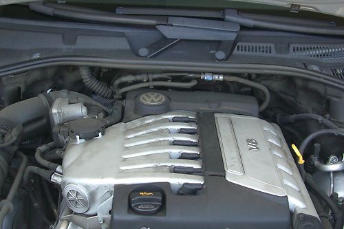 2006 Volkswagen Touareg Base Sport Utility 4-Door 3.2L, image 15